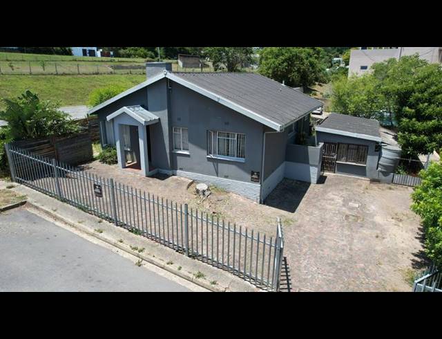 BUSINESS FOR SALE IN KNYSNA CENTRAL